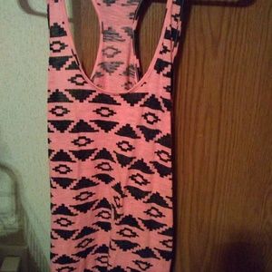 VS Pink size medium tank~wore once